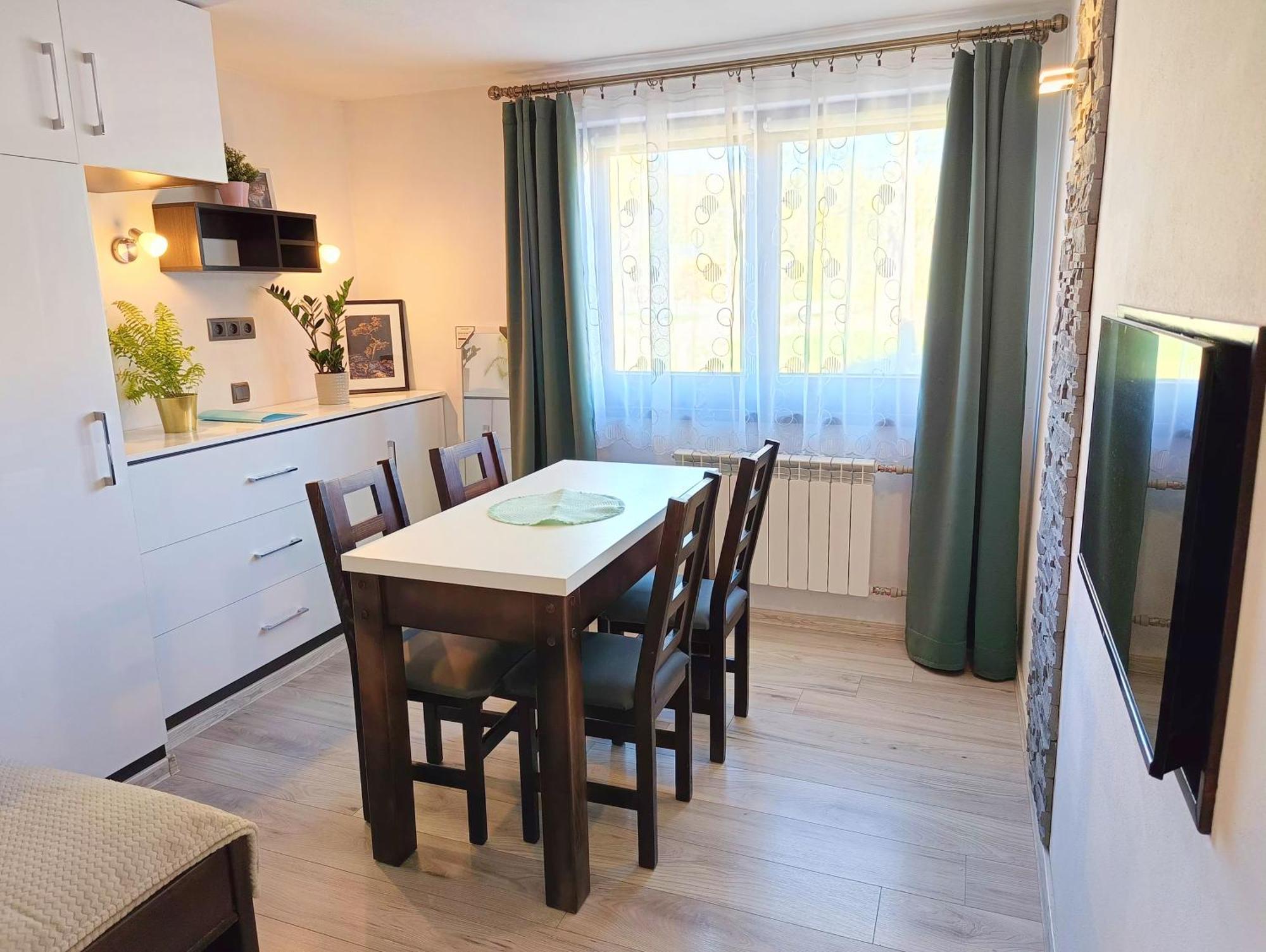 Pokoje I Apartamenty U Sabiny - Dostep Do Jacuzzi Tylko W Wybranych Opcjach Sprawdz Ponizej Szczegoly Rezerwacji Шавница Номер фото